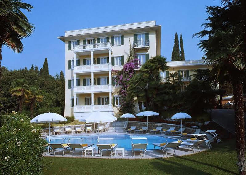 Villa Sofia Hotel Гардоне Ривьера Экстерьер фото